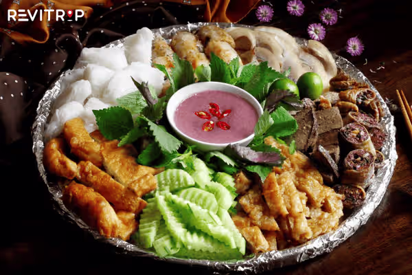 Bun Dau Mam Tom Vietnam.