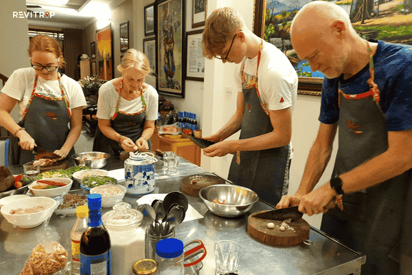 Vietnamese Cuisine with Chef Duyen's Cooking Classes