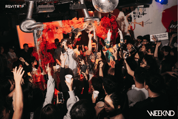 The Weeknd - 河内俱乐部