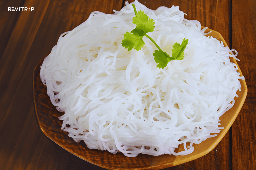 Bún in Hanoi - light rice vermicelli with herbs 