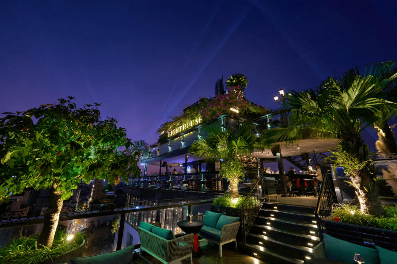 Ignite Sky Bar is designed with a romantic, cozy space