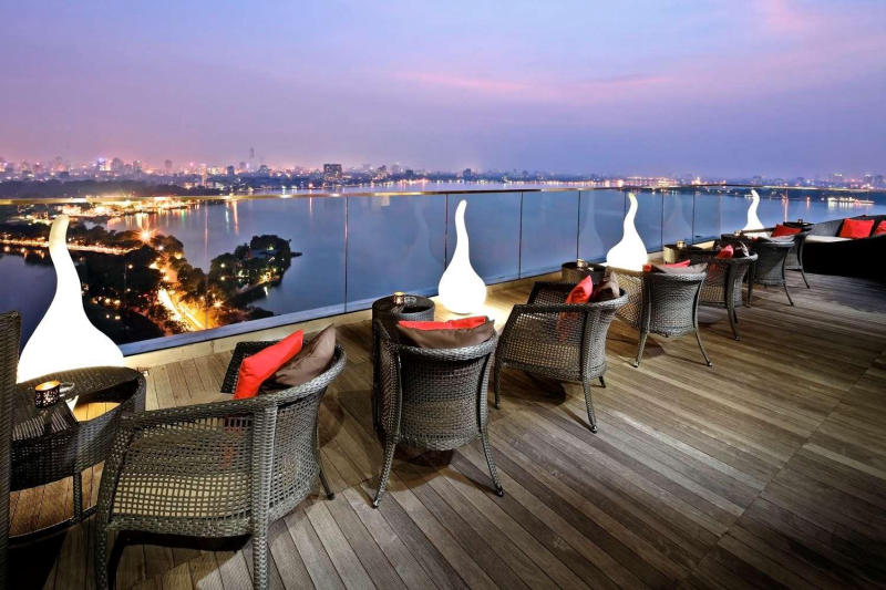 The Summit Bar