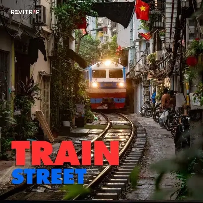Hanoi train street