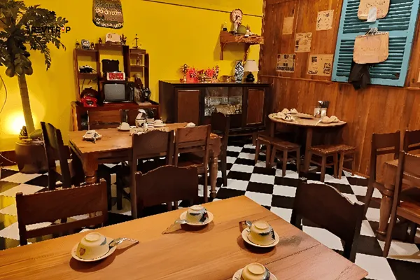 Nha Xua 68 Authentic Flavors