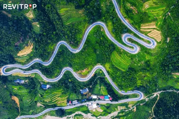 Ma Pi Leng Pass