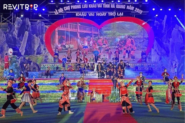 Opening Ceremony of the Khau Vai Love Market Cultural Program
