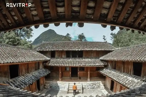 Scenery of the Vuong family mansion