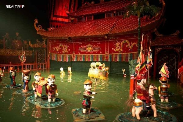 A scene of Folk Legends and Historical Stories