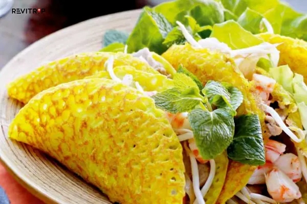 Banh Xeo Crispy Pancakes