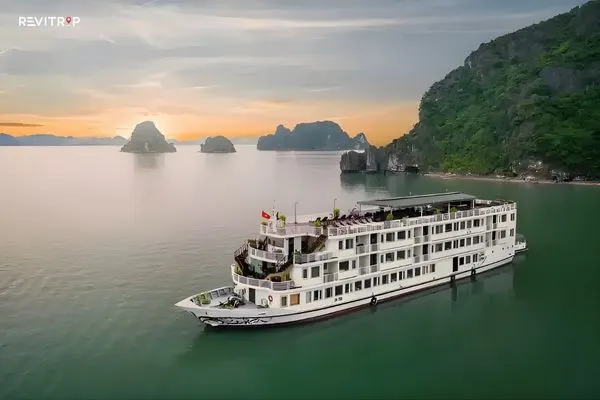 Ha Long Bay Budget Cruise
