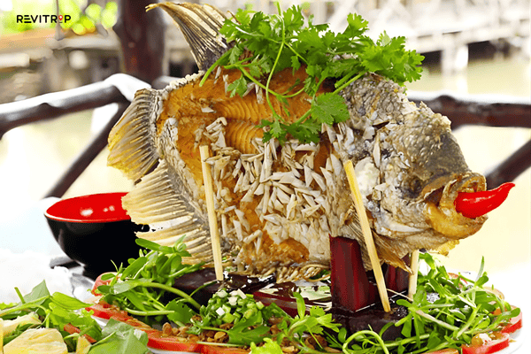 Fried elephant-ear fish lunch on a Mekong Delta day trip