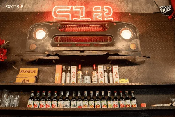 Best Bars and Pubs in Hue Western Street